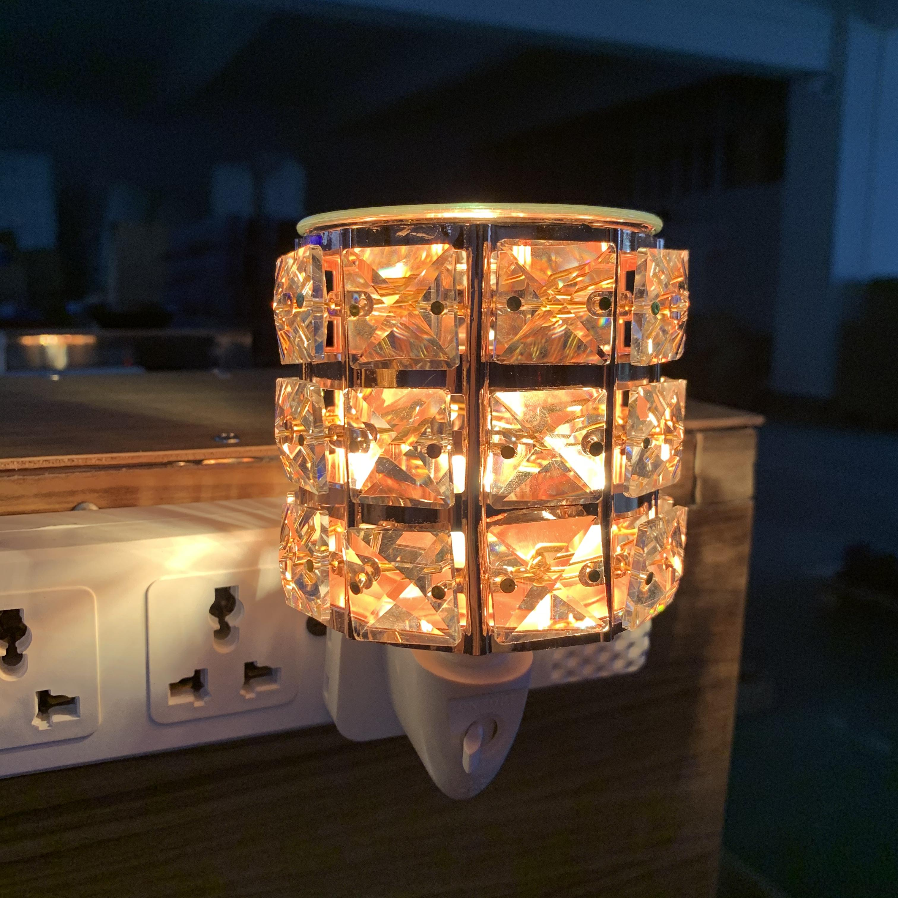 Crystal Plug In Warmer Light